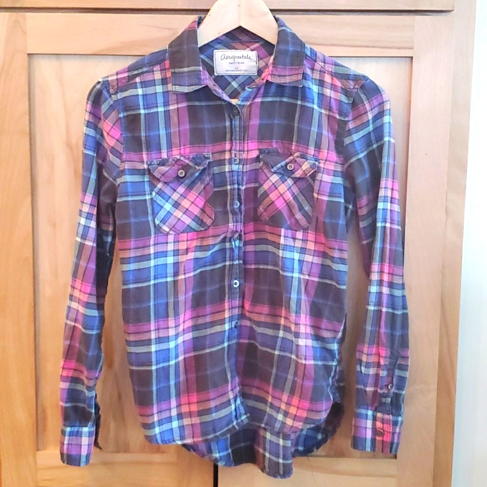 Aeropostale Button Down Long Sleeve Shirt
